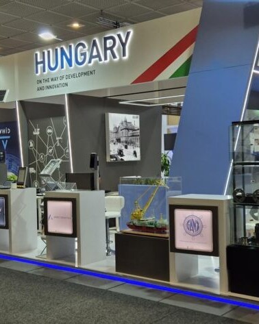 HC Linear at Innotrans